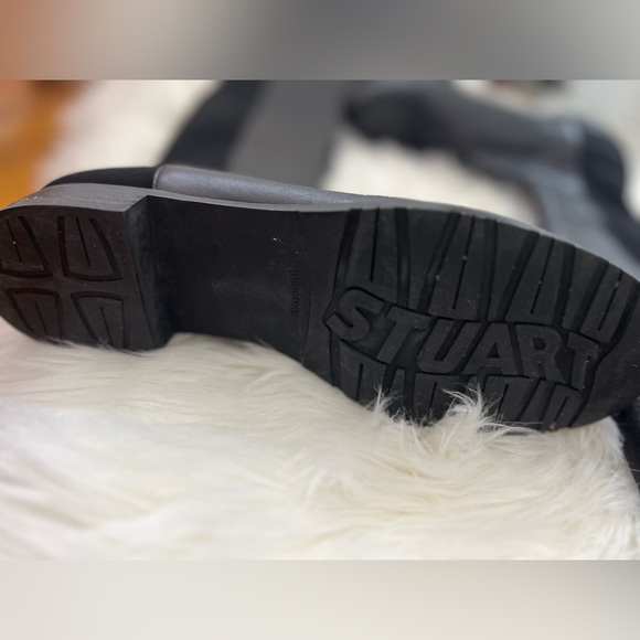 Stuart Weitzman
Half 'N Half Bold Boots - Picture 14 of 16